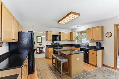 8777 Cottonwood Lane, Eden Prairie, MN 55347 - Photo 19