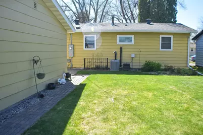 1410 19 1/2 Street S, Moorhead, MN 56560 - Photo 21