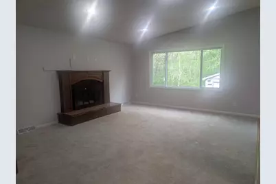 15725 Sycamore Street NW, Andover, MN 55304 - Photo 5