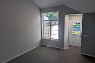 9814 Hamlet Ln S, Cottage Grove, MN 55016 - Photo 3