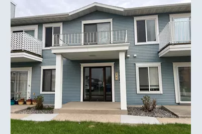 3327 15th Avenue S #D, Fargo,  58103 - Photo 3