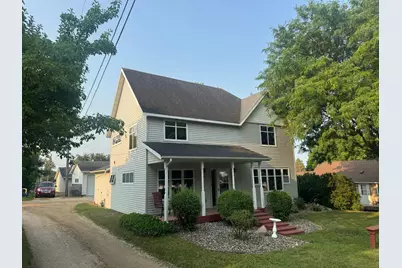 131 E 7th Street, Zumbrota, MN 55992 - Photo 1