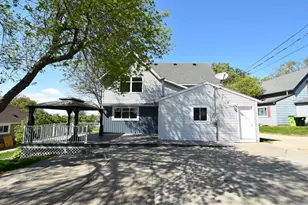 131 E 7th St, Zumbrota, MN 55992 - Photo 7