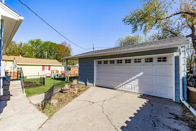 205 20th Avenue N, Fargo, ND 58102 - Photo 9