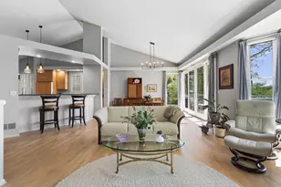 10123 Waterfront Dr, Woodbury, MN 55129 - Photo 15