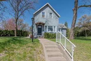 208 9th St SE, Little Falls, MN 56345 - Photo 1