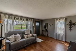 208 9th St SE, Little Falls, MN 56345 - Photo 11