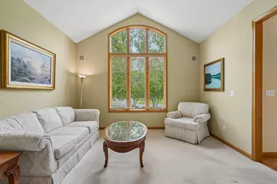 10215 Bluff Road, Eden Prairie, MN 55347 - Photo 27