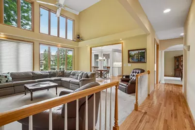 10215 Bluff Road, Eden Prairie, MN 55347 - Photo 9