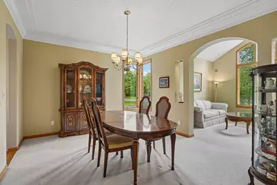 10215 Bluff Road, Eden Prairie, MN 55347 - Photo 23