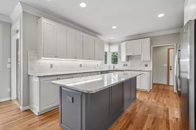 10215 Bluff Road, Eden Prairie, MN 55347 - Photo 17