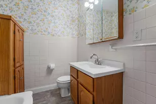 1699 Ashland Ave, Saint Paul, MN 55104 - Photo 19