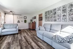 326 W Gustavus Ave, Fergus Falls, MN 56537 - Photo 9