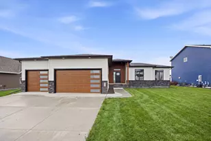 4328 23rd Ave S, Moorhead, MN 56560 - Photo 1