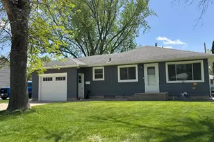 525 South St, Owatonna, MN 55060 - Photo 1