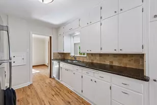 1731 Hillcrest Ave, Saint Paul, MN 55116 - Photo 13
