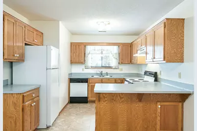 7630 13th Street N, Oakdale, MN 55128 - Photo 3
