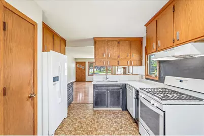 3108 39th Avenue NE, Saint Paul, MN 55421 - Photo 31