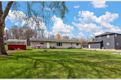 931 Perry Avenue N, Browerville, MN 56438 - Photo 5