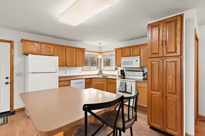 931 Perry Avenue N, Browerville, MN 56438 - Photo 15