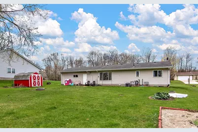 931 Perry Avenue N, Browerville, MN 56438 - Photo 7