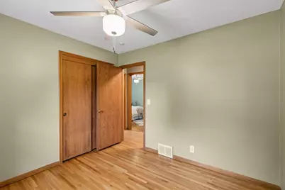 6216 Chowen Avenue S, Edina, MN 55410 - Photo 19