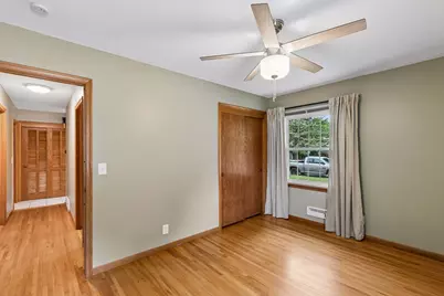 6216 Chowen Avenue S, Edina, MN 55410 - Photo 17