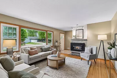 6216 Chowen Avenue S, Edina, MN 55410 - Photo 3