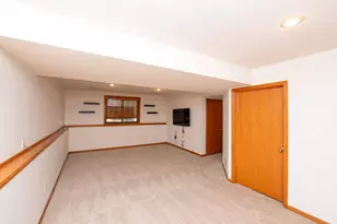 1449 Aretz Ct, Victoria, MN 55386 - Photo 19