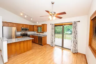 1449 Aretz Ct, Victoria, MN 55386 - Photo 7