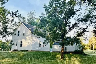 458 4th St N, Brownton, MN 55312 - Photo 1