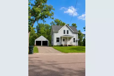 458 4th Street N, Brownton, MN 55312 - Photo 1