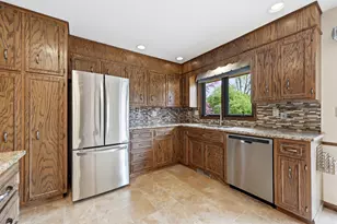 3651 Fairway Rd N, Fargo, ND 58102 - Photo 11