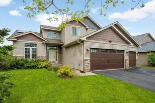 9420 Fallgold Parkway N, Brooklyn Park, MN 55443 - Photo 3