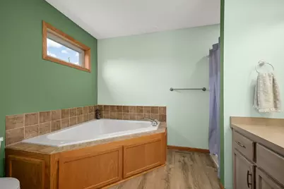 9420 Fallgold Parkway N, Brooklyn Park, MN 55443 - Photo 23