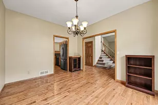 1452 Golf View Dr, River Falls, WI 54022 - Photo 5