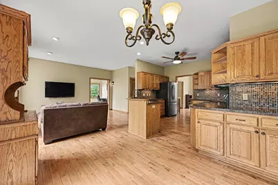 1452 Golf View Drive, River Falls, WI 54022 - Photo 9
