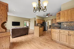 1452 Golf View Dr, River Falls, WI 54022 - Photo 9