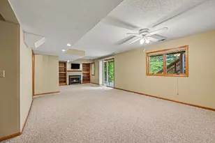 1452 Golf View Dr, River Falls, WI 54022 - Photo 25