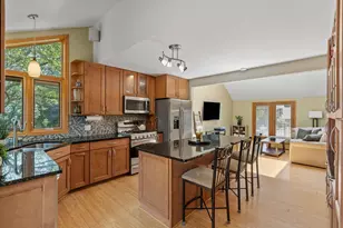 15034 Chestnut Dr, Burnsville, MN 55306 - Photo 17