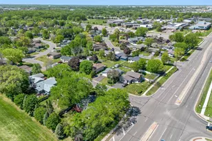 8441 Idaho Ave N, Brooklyn Park, MN 55445 - Photo 21