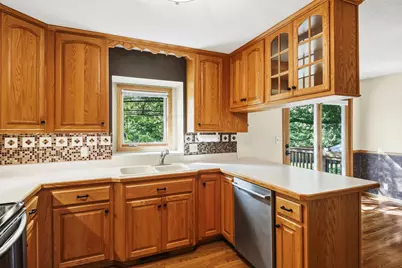 311 Eagle Ridge Circle, Burnsville, MN 55337 - Photo 17