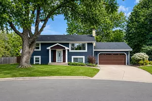 311 Eagle Ridge Cir, Burnsville, MN 55337 - Photo 1