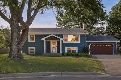 311 Eagle Ridge Circle, Burnsville, MN 55337 - Photo 9