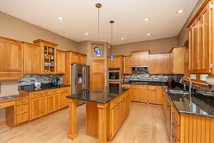 517 Appaloosa Ave, Shakopee, MN 55379 - Photo 15