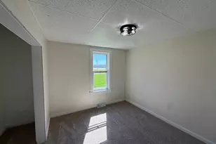 729 E Ripley St, Litchfield, MN 55355 - Photo 17