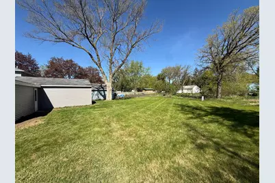 729 E Ripley Street, Litchfield, MN 55355 - Photo 23