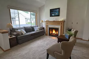 10915 Nassau Ct NE, Blaine, MN 55449 - Photo 5