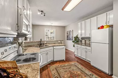 1913 Mockingbird Avenue, Shakopee, MN 55379 - Photo 5