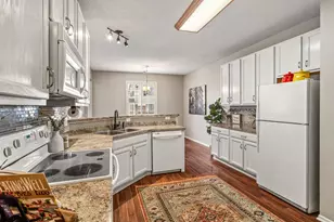 1913 Mockingbird Ave, Shakopee, MN 55379 - Photo 5